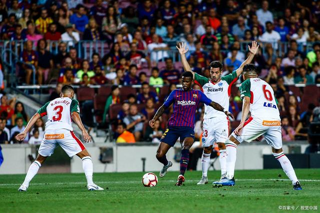 字母哥30+12雄鹿逆转步行者 马刺36分大胜快船