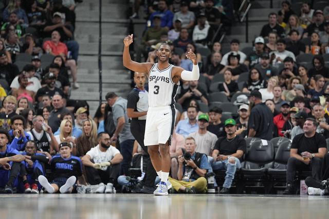 文班18+7+6+7马刺擒灰熊 哈利30分步行者3连胜